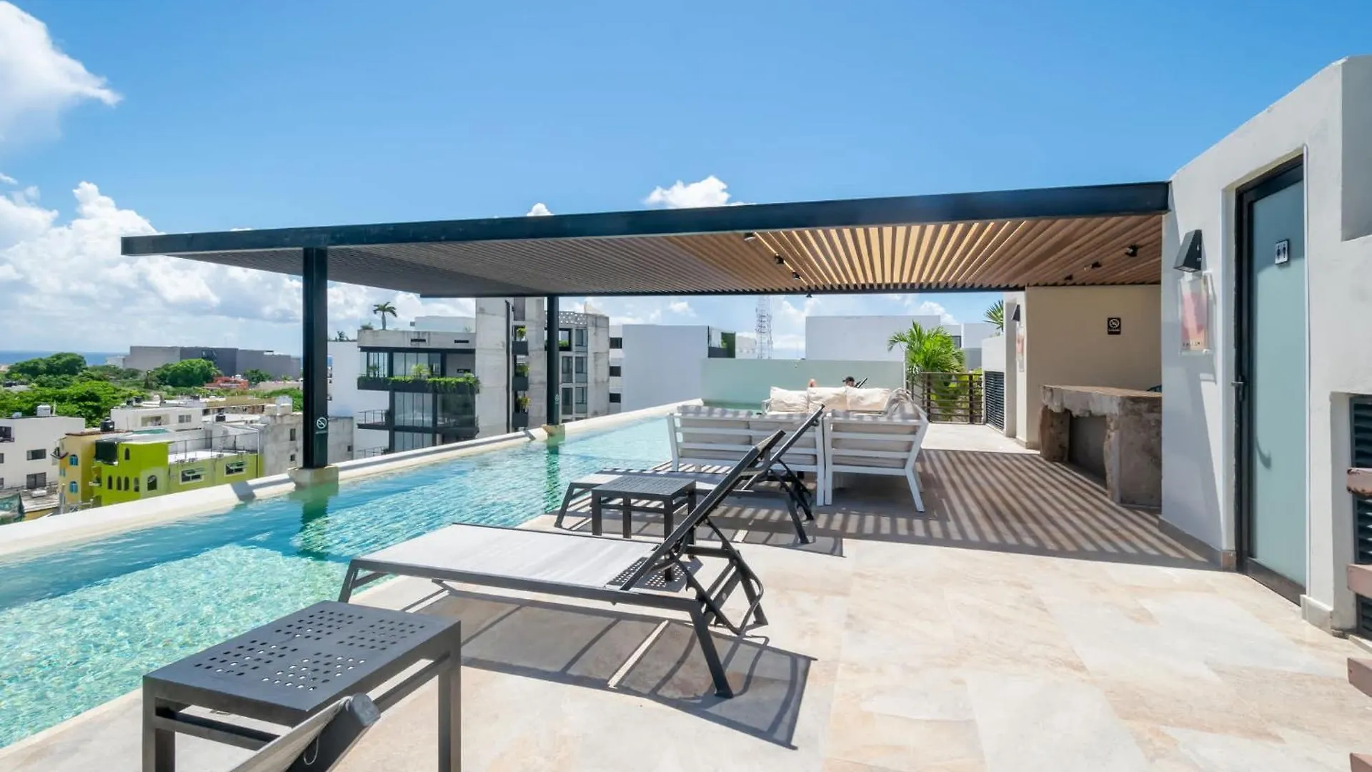 Oceanview Pool & Lounge Private Balcony Gym & Bbq Villa Playa del Carmen 0*,  Mexico